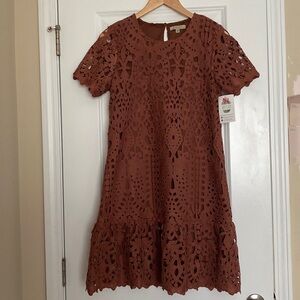 NWT Polagram beautiful brown crochet / lace dress with ruffle hem, fully lined